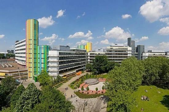 Duisburg-Essen Üniversitesi kampüsü